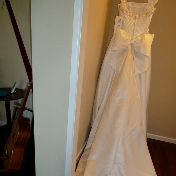 "NEW" DESIGNER WEDDING DRESS SCASSI BRIDE - Picture 6 of 8